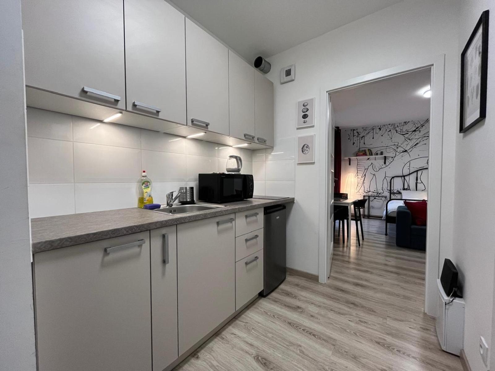 Wilenska Express Apartment Варшава Экстерьер фото